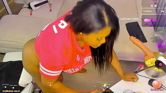 CarmenCash__ 现场XXX聊天