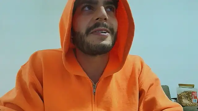 Chat XXX en directo de thomas_gun