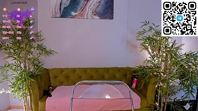 Chat +18 de miiss__lulu ao vivo