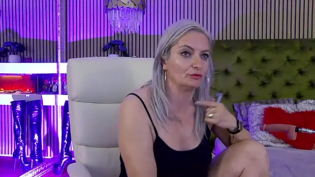 LadyTouch Chat XXX in diretta