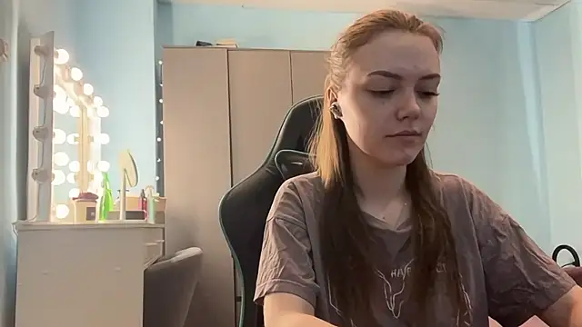 Chat +18 de AndreeMerryman ao vivo