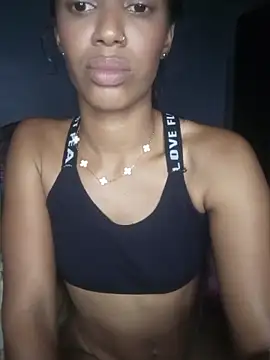 Czat XXX na żywo – FlorSalvaje_