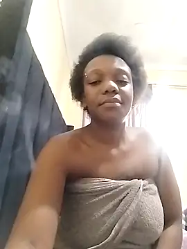 InnocentSlutXx – Live XXX-chat