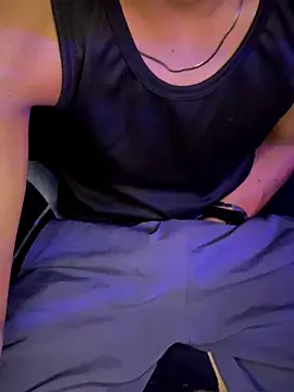 Boyxcock7 即時 XXX 聊天