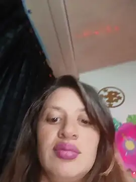 kattydirtylol's Live XXX Chat