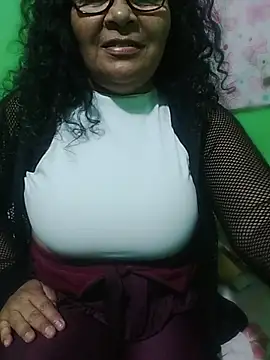 Amarantha25's Live XXX Chat