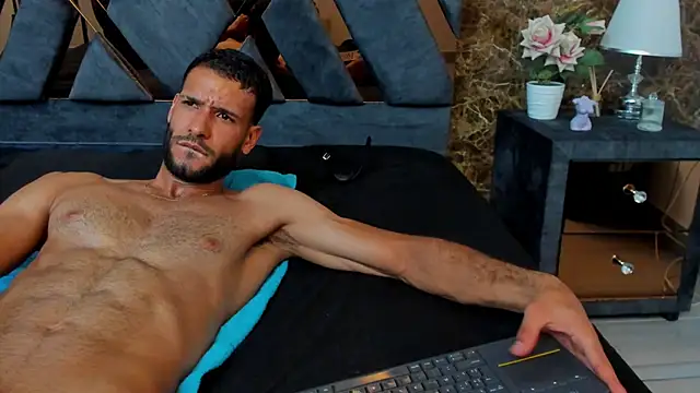 Jacob_Benelli Live XXX-chat