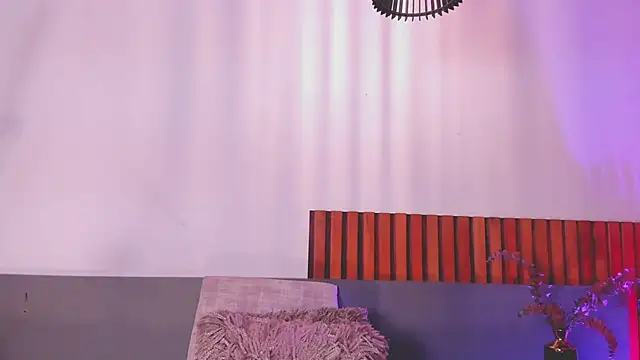 XXX chat uživo modela AndraCyruss