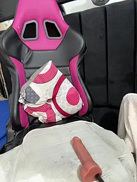 Živý XXX chat halana_squirts