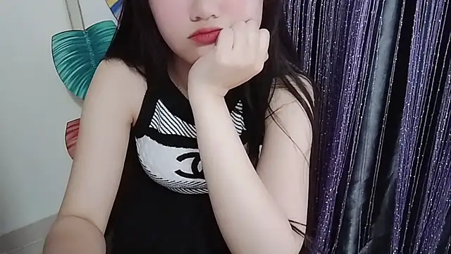 Chatroom XXX en direct de Ari-sweety