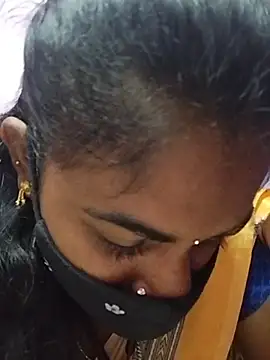 دردشة Tamil_Hot_RoyalQueen الجنسية المباشرة