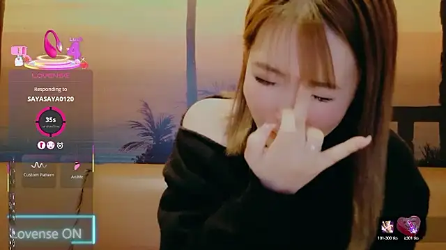 Miyuuu_ Adlı Modelin Canlı XXX Sohbeti