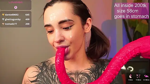 EvaCanton élő XXX-chatje