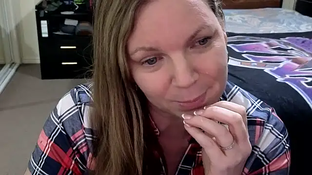 l4dyc4pricorn76: онлайн-секс-чат