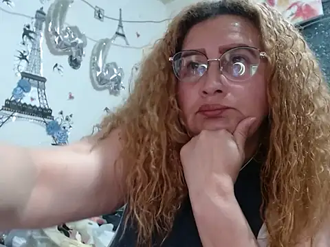 Perla1981-- 라이브 XXX 채팅