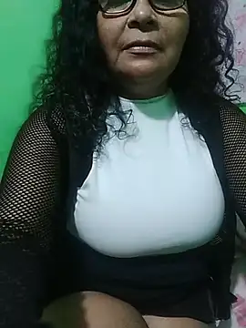 Amarantha25's Live XXX Chat