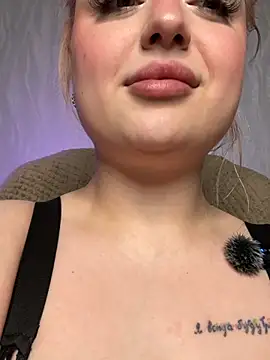 Živý XXX chat KellyMoors