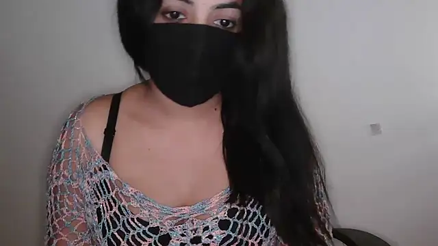 Reddy_Trisha Adlı Modelin Canlı XXX Sohbeti