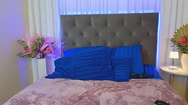 Ariana_Petite – Live XXX-chat