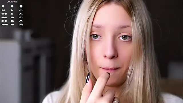 دردشة LeeryWonder الجنسية المباشرة