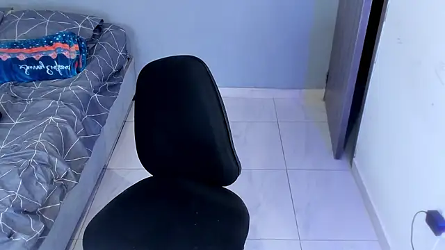 Kris_Khalifa69: απευθείας συνομιλία ΧΧΧ