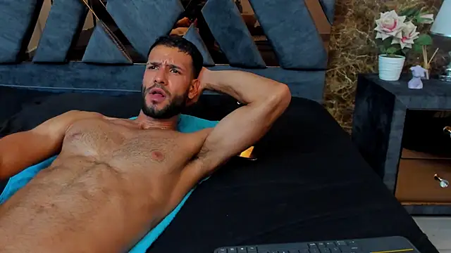 Jacob_Benelli's Live XXX Chat