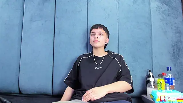 دردشة Megan_Thompson_ الجنسية المباشرة