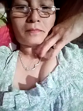 Cucci07 Adlı Modelin Canlı XXX Sohbeti