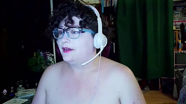 Chat +18 de DyvLazuli ao vivo