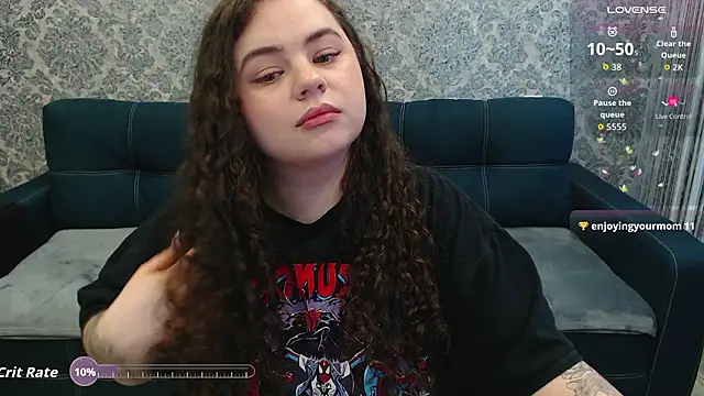 LunaRoubのライブXXXチャット