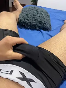 Show modela juanma759 na web-kameri