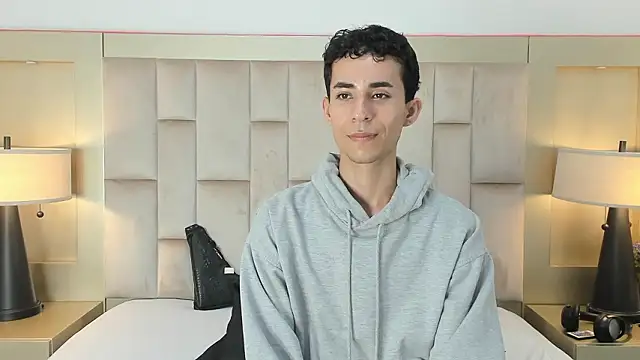 Онлайн чат XXX Zahir_Ashar