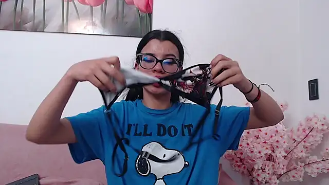 Živý XXX chat pinky_f00x