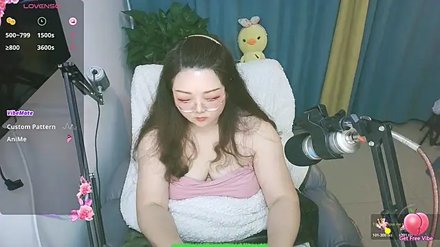 Chat XXX en directo de AngelwithEcup