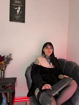 Chat XXX en directo de Ravenna666_