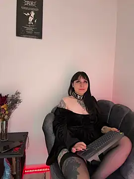 Ravenna666_ Adlı Modelin Canlı XXX Sohbeti