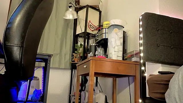 XXX chat uživo modela BrandyMyst