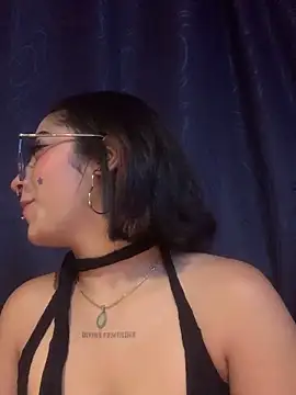 Chat XXX en directo de LilithMonette