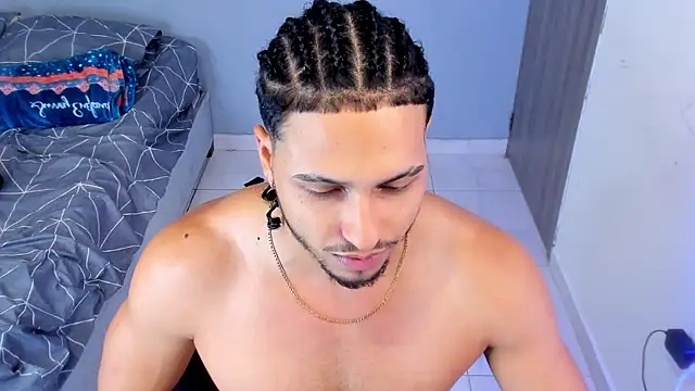 Kris_Khalifa69のライブXXXチャット