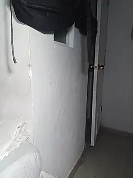 KarameloVzla's Live XXX Chat