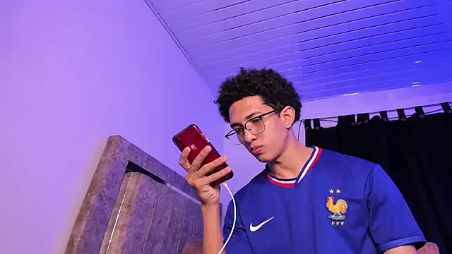 Cj_davis_: απευθείας συνομιλία ΧΧΧ