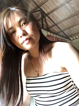 Akira-baby live XXX chat