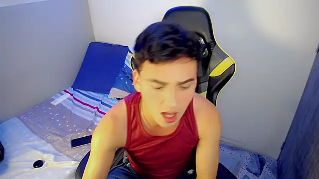 Pokazy przed kamerką – Mathias_twinkk