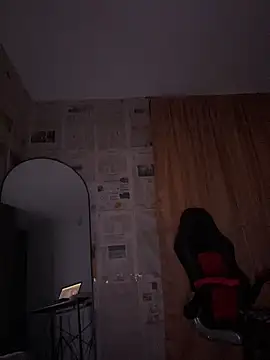 XXX chat uživo modela i_am_nina_