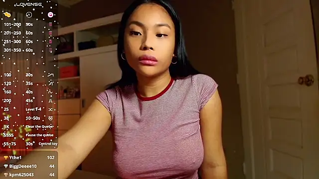 Show modela venusangelicxx na web-kameri