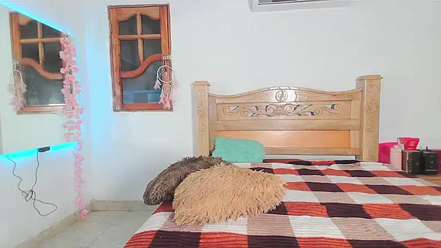 Онлайн чат XXX bratz_glloe