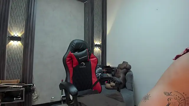 selene_red_'s Live XXX Chat