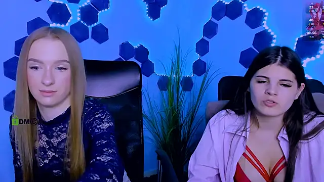 lizzie_boom_ live XXX chat