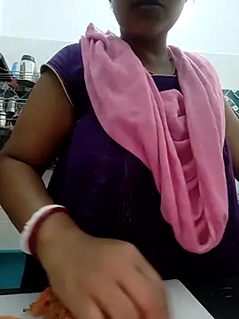 Hot-Tinaa live XXX chat