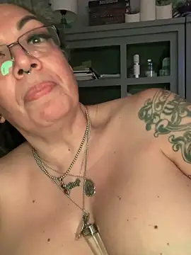 dieseldame1313 live XXX chat